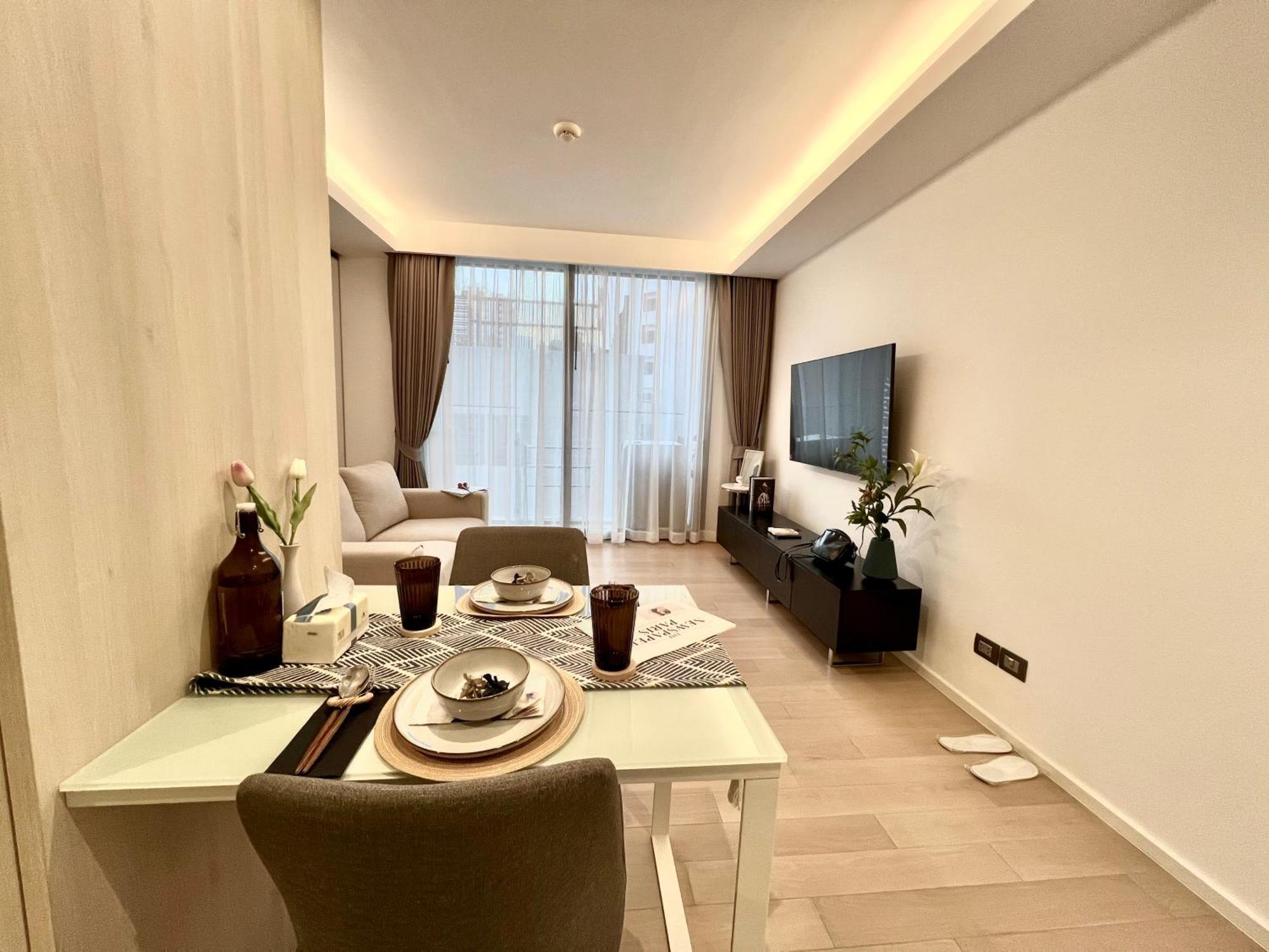 Sukhumvit 11#Luxury#Pool#Gym#Bts Nana&Mrt Sukhumvit#1Br#Max2Ppl Apartment กรุงเทพมหานคร ภายนอก รูปภาพ