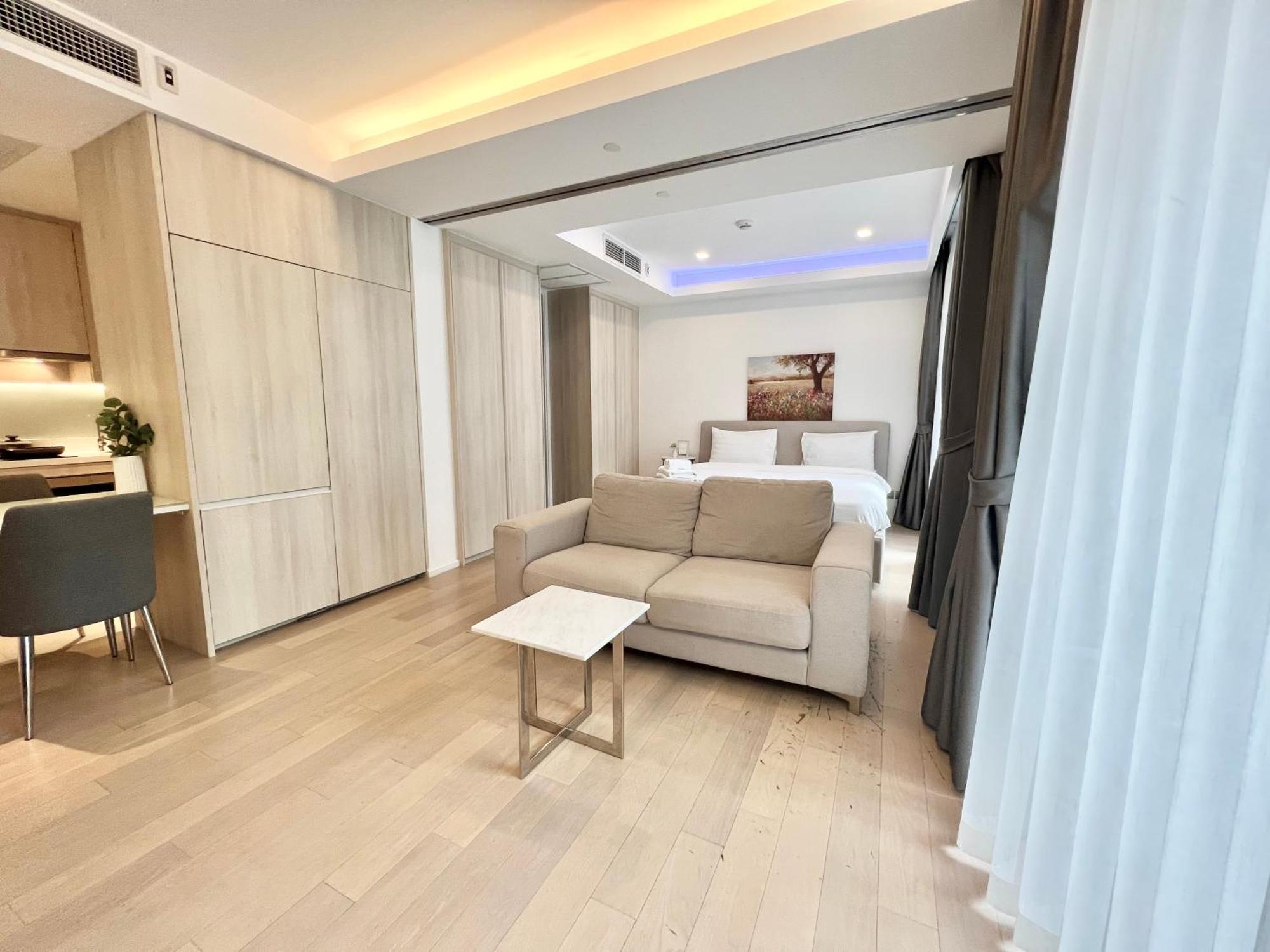 Sukhumvit 11#Luxury#Pool#Gym#Bts Nana&Mrt Sukhumvit#1Br#Max2Ppl Apartment กรุงเทพมหานคร ภายนอก รูปภาพ